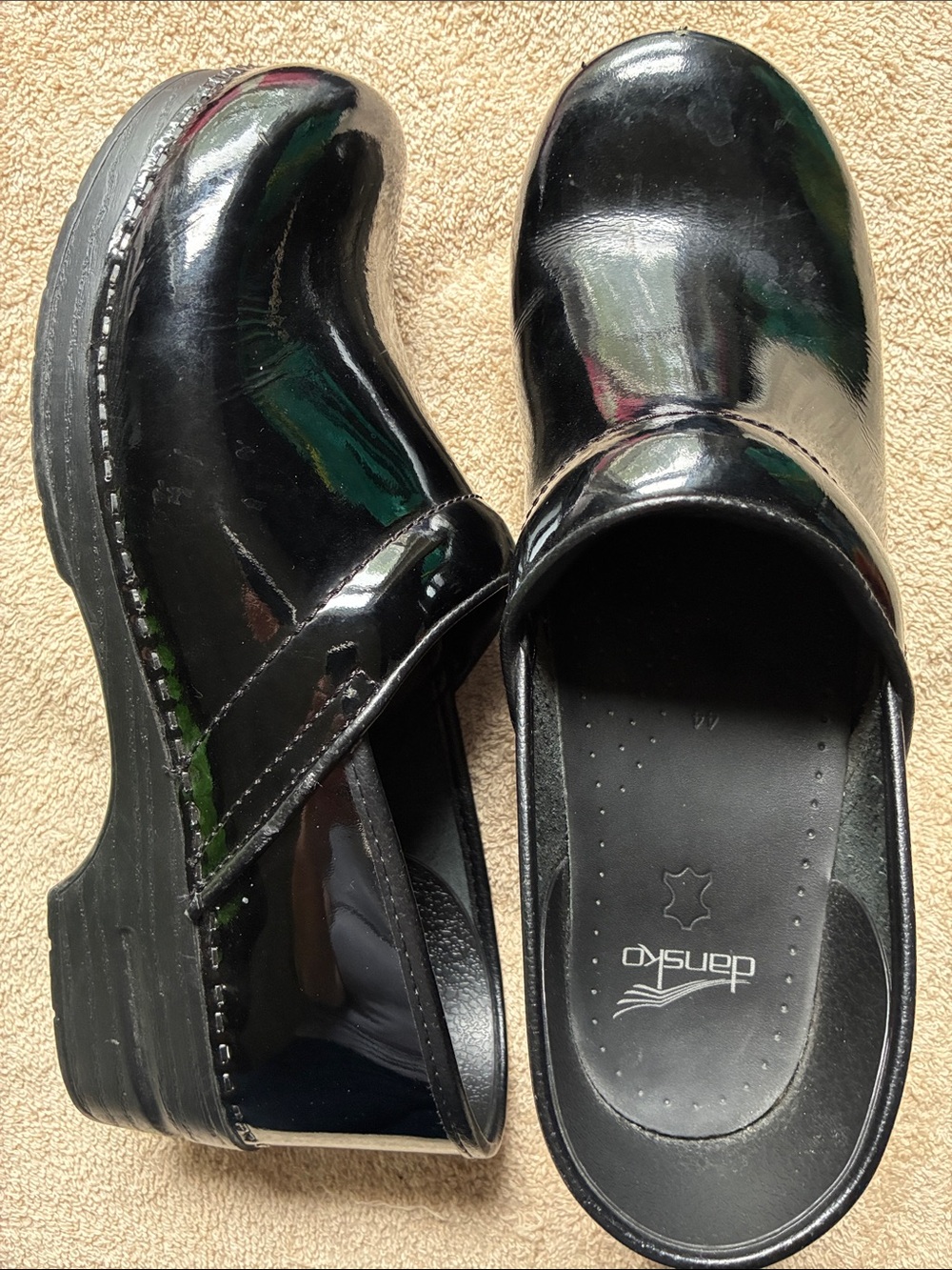 Dansko 44 Black Patent Leather Clog Mules